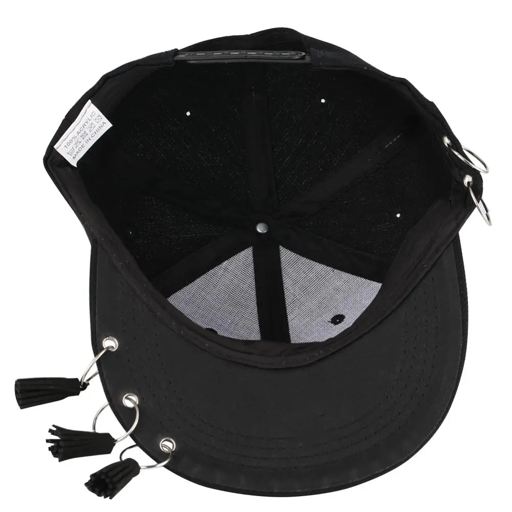 Детская модная бейсболка с металлическим кольцом и железными кисточками