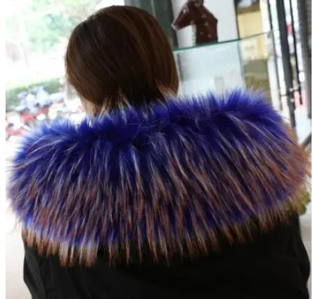Осенне-зимняя женская очень большая шапка с искусственным воротником Большой