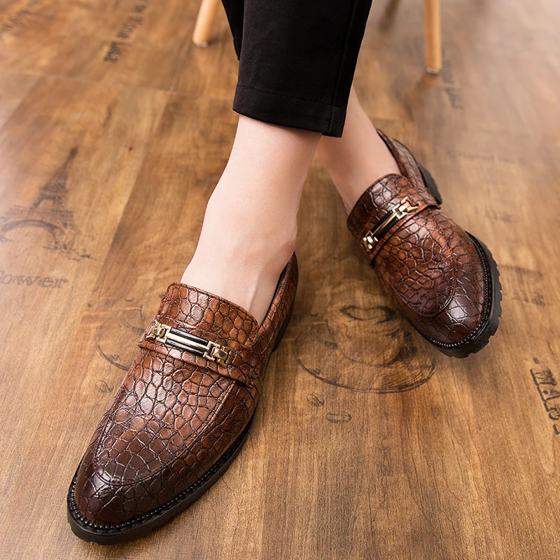 

Повседневные мужские кожаные туфли, Модные Простые повседневные официальные туфли, деловые свадебные туфли, высокие туфли на плоской подош...