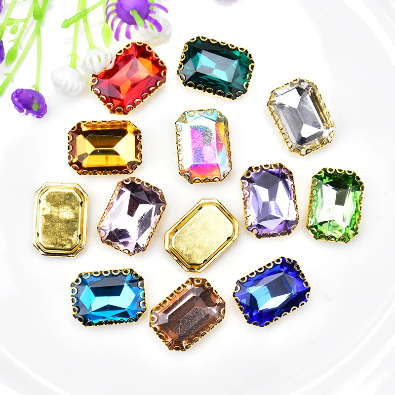 Стразы стеклянные прямоугольные с золотыми кружевами 30 шт./упак. 13 х 18 мм | Дом и