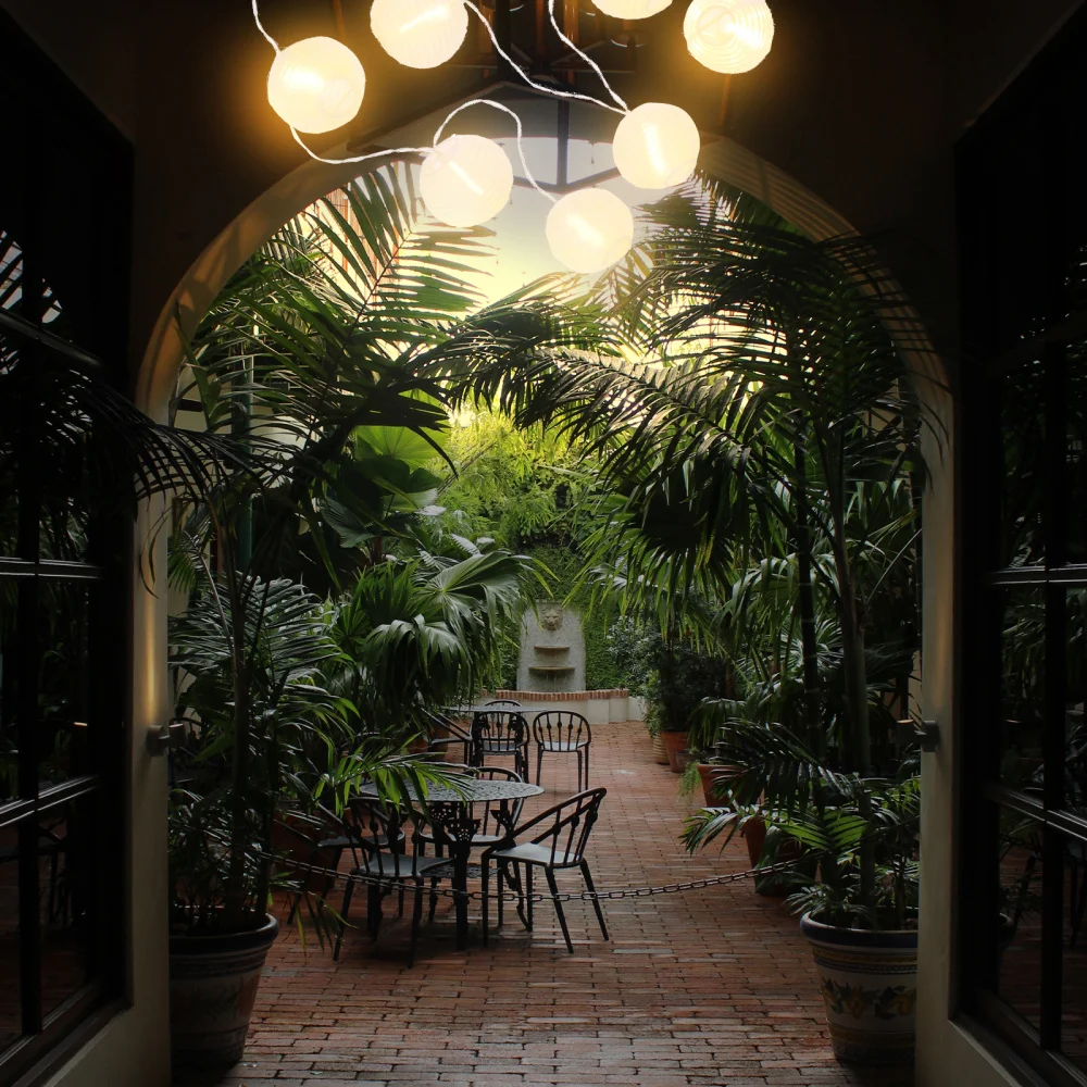 

1Pc Decorative LED Lamp String Lantern Shaped String Light Garden Lamp (White)