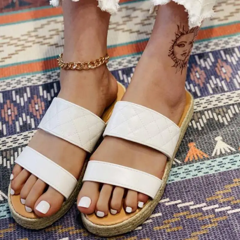 Summer Women's Slippers Women Shoes 2021 New Flat Sandals Women Casual Comfort Beach Shoes Female Flip Flops Designer Slides Hot