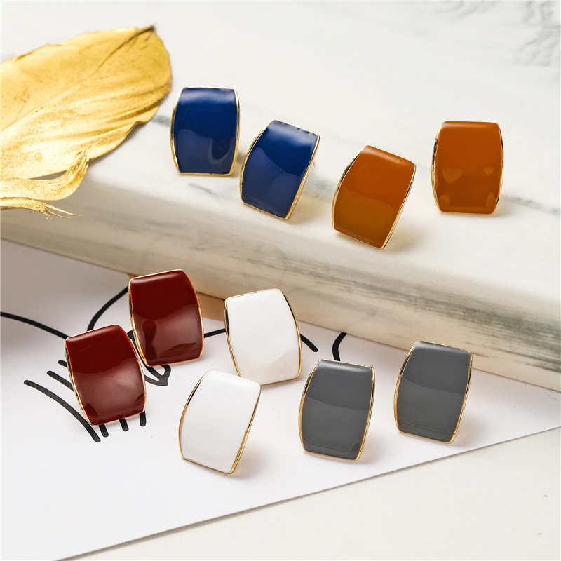 Серьги гвоздики для женщин модные простые металлические серьги женские в