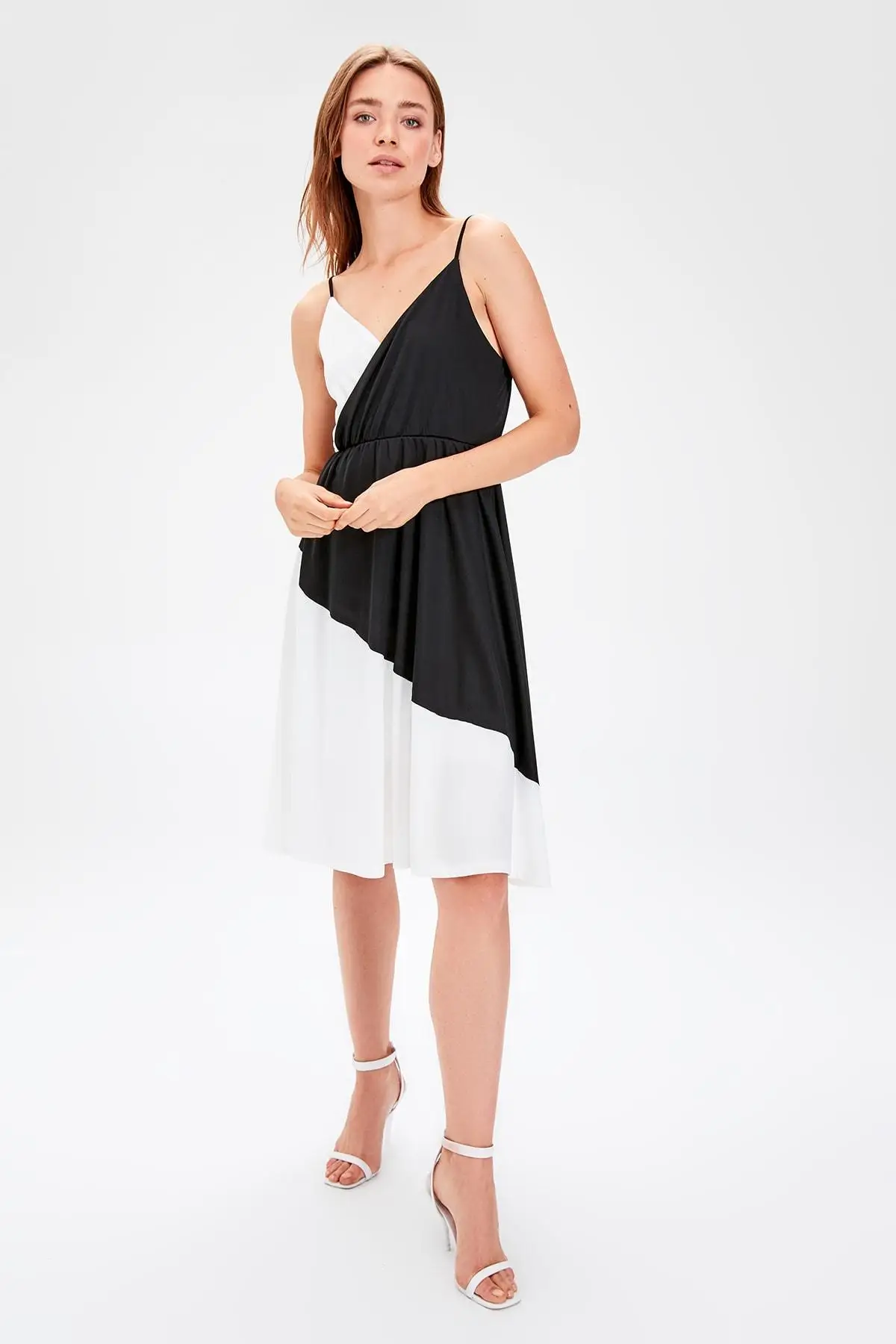 Trendyol Black With Color Block Knit Dress TWOAW20EL0401 | Женская одежда