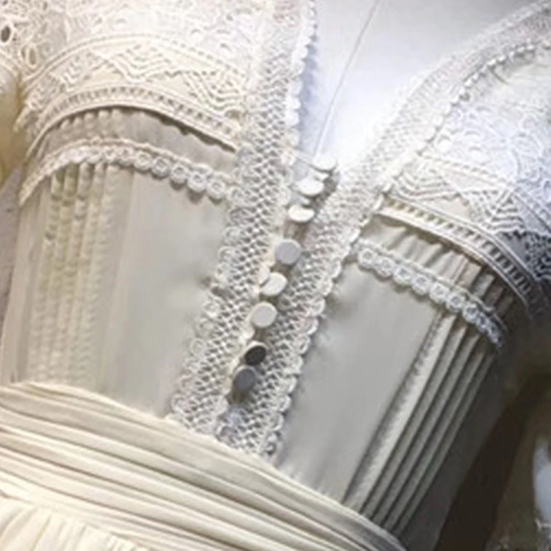 Женское длинное платье с каскадными оборками Кружевное белое макси коротким