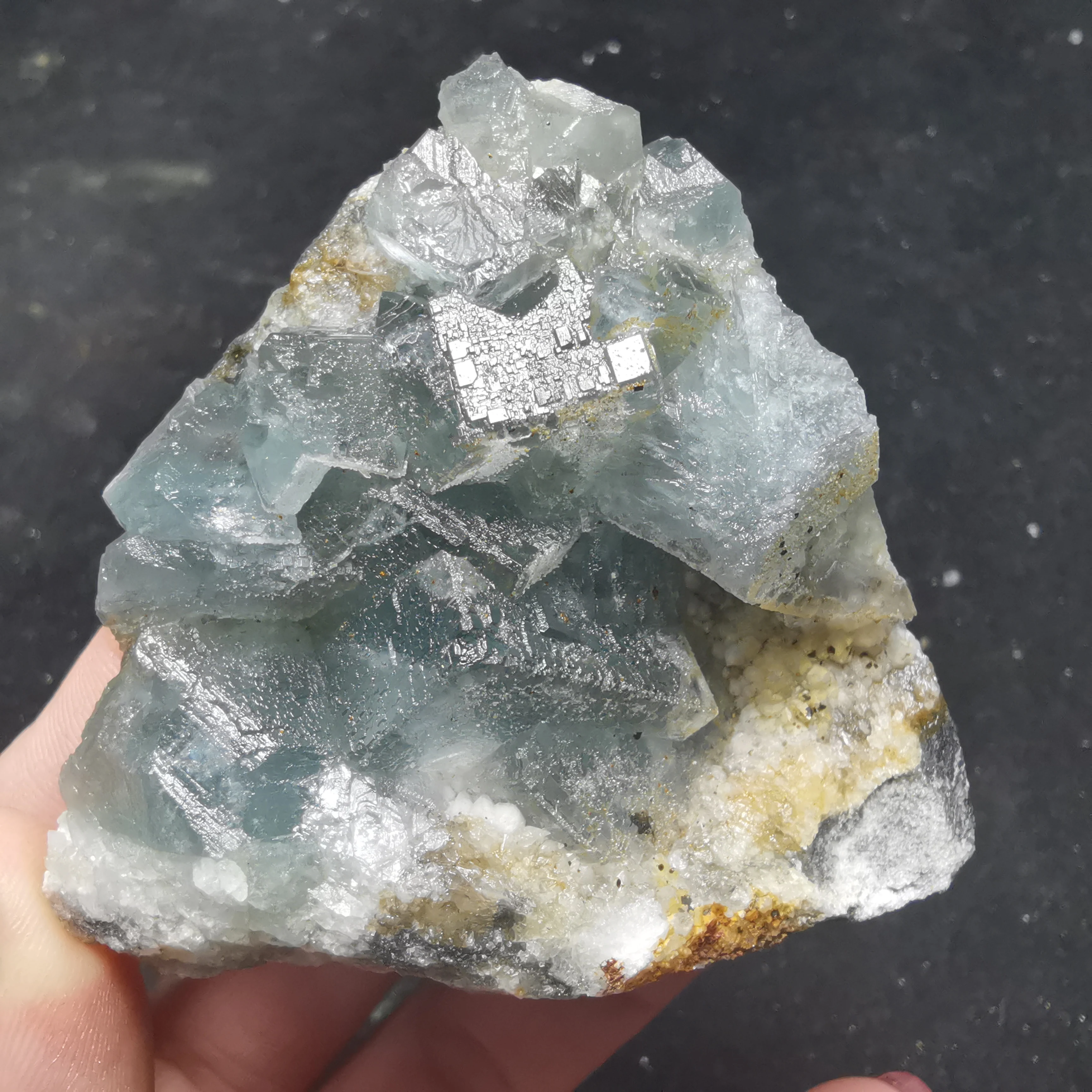 

96,3 натуральный зеленый синий флюорит и кварцевый кристалл минеральное исцеляющее энергетическое Кольцо венозное звено для обучения