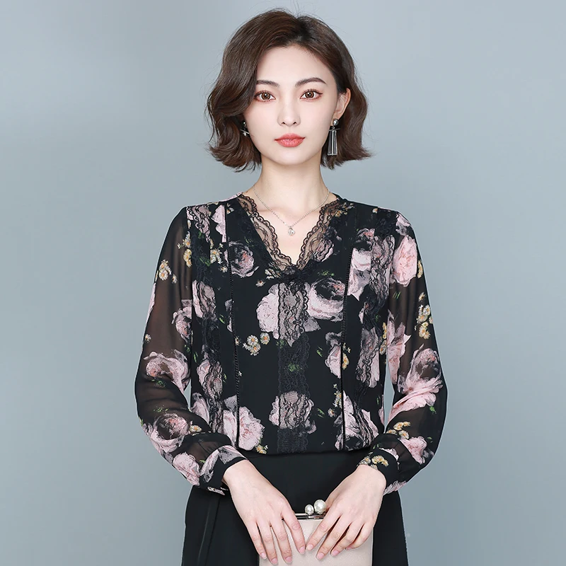 

COIGARSAM 3XL Plus Size Lace blouse women New Spring Loose V-Neck blusas womens tops and blouses Pink Flowertem 6395