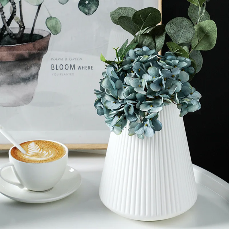 

Flower Vase Decoration Home Plastic Vase White Imitation Ceramic Flower Pot Flower Basket Nordic Decoration Vases for Flowers