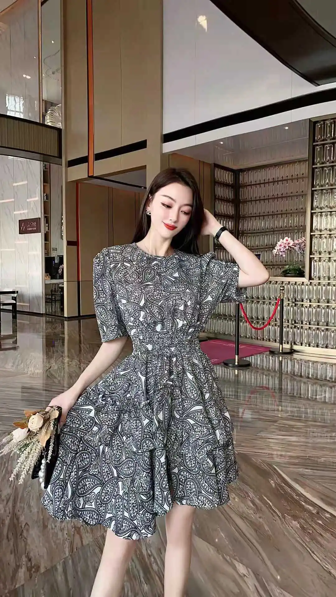 

Slim waist with irregular Ruffle hem 2021 dress summer short sleeve skirt women's new