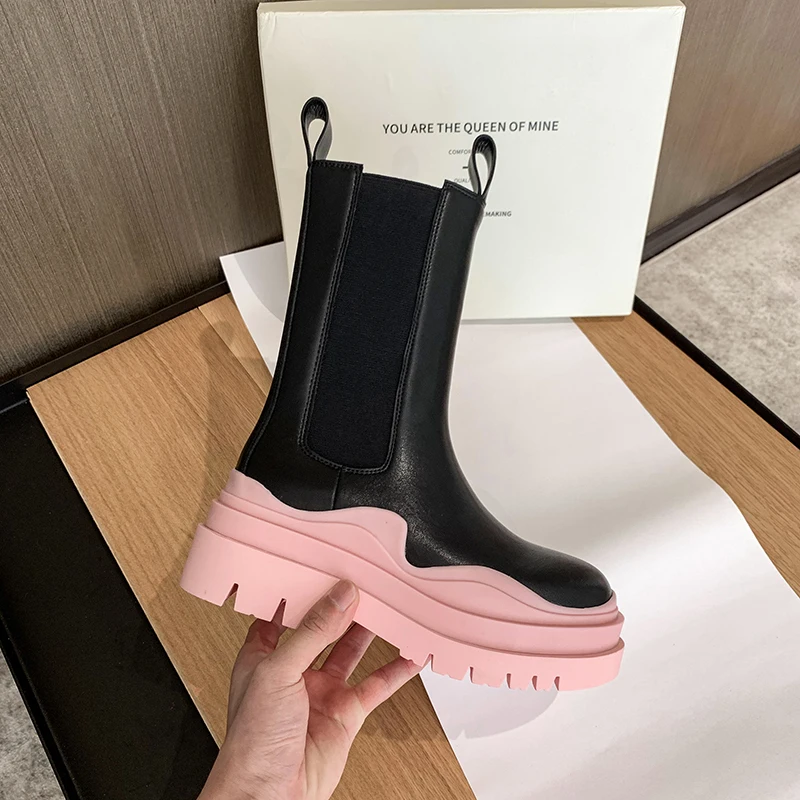 

BV Marten women's Spring 2021 single boot black leather thick sole medium tube Chelsea boot chimney boots