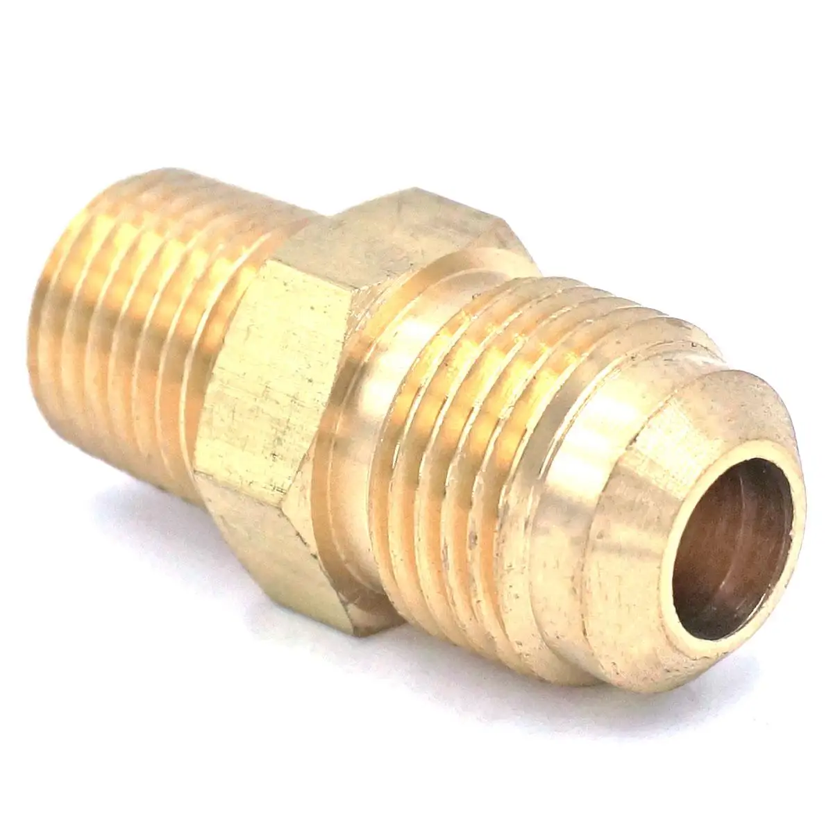 Штуцер с клапаном шредера sae1/4 - 3/8npt. Переходник 1/2m x 1/2m sae u-08. 1/4 sae штуцер. Штуцер m1/4" sae x f3/8" sae 062545. 1/4 sae штуцер.