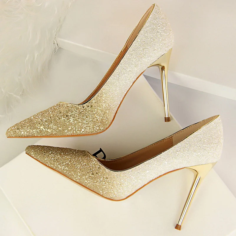 Женские блестящие туфли лодочки на высоком каблуке 9 см золотистые серебристые