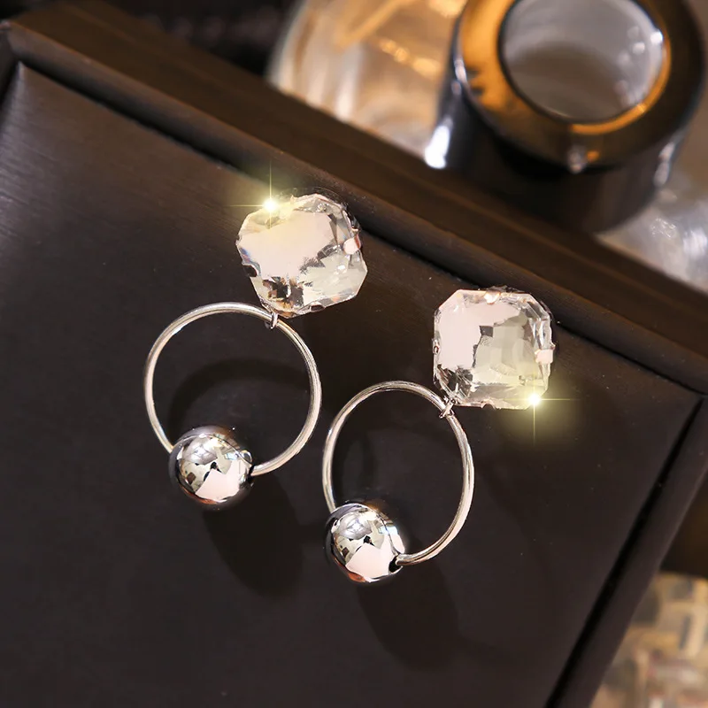 

Fashion Crystal Irregular Crystal Ball Pendant Earrings for Women Girls Shiny Temperament Rhinestone Jewelry Accessories 2020