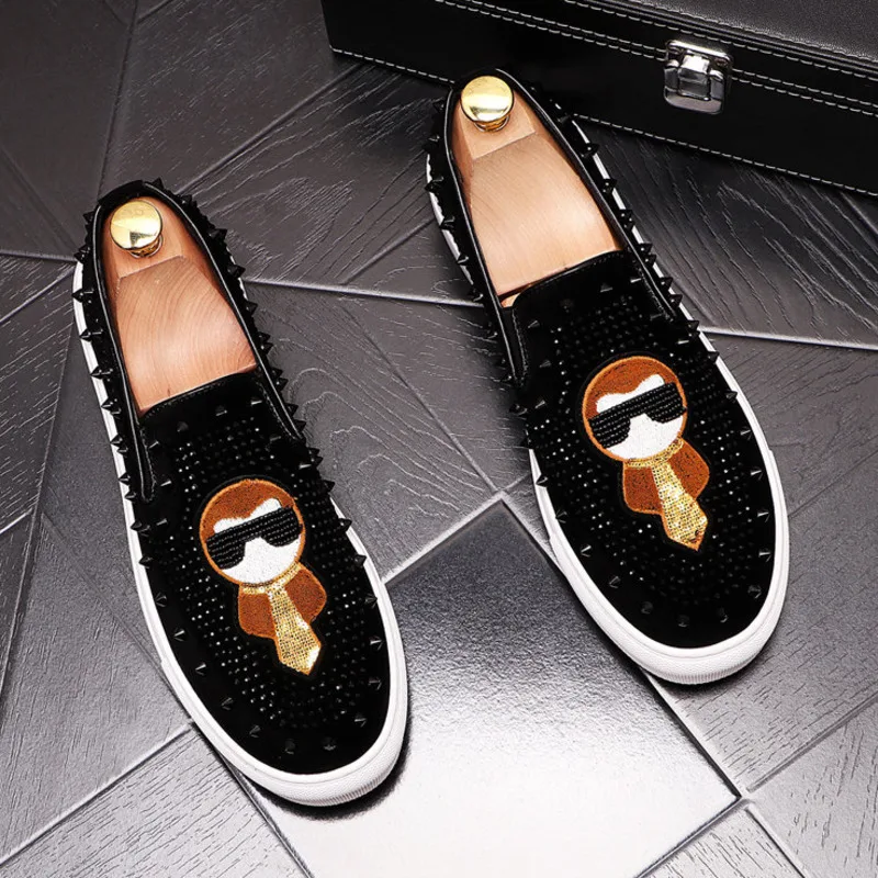 

NEW Luxury Genuine Leather Men Slippers Superstar Casual Low Top Rivets Men Loafers Round Toe Flat Wedding Dress Shoes Size38-44