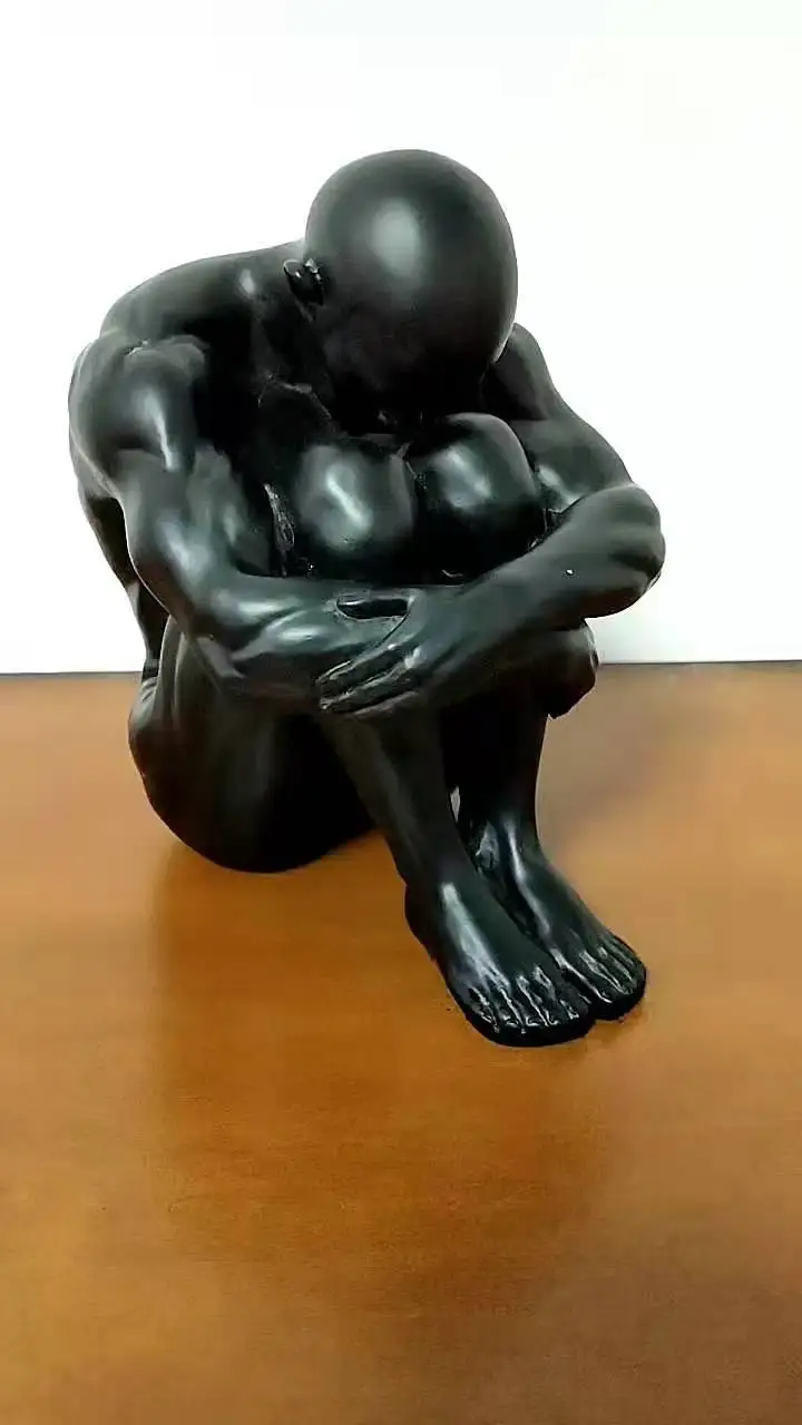 

Nordic Style Resin Art Naked Man Sitting Posture Holding Arms Legs Statue Birthday Gift Desktop Decoration Home Decor A1290