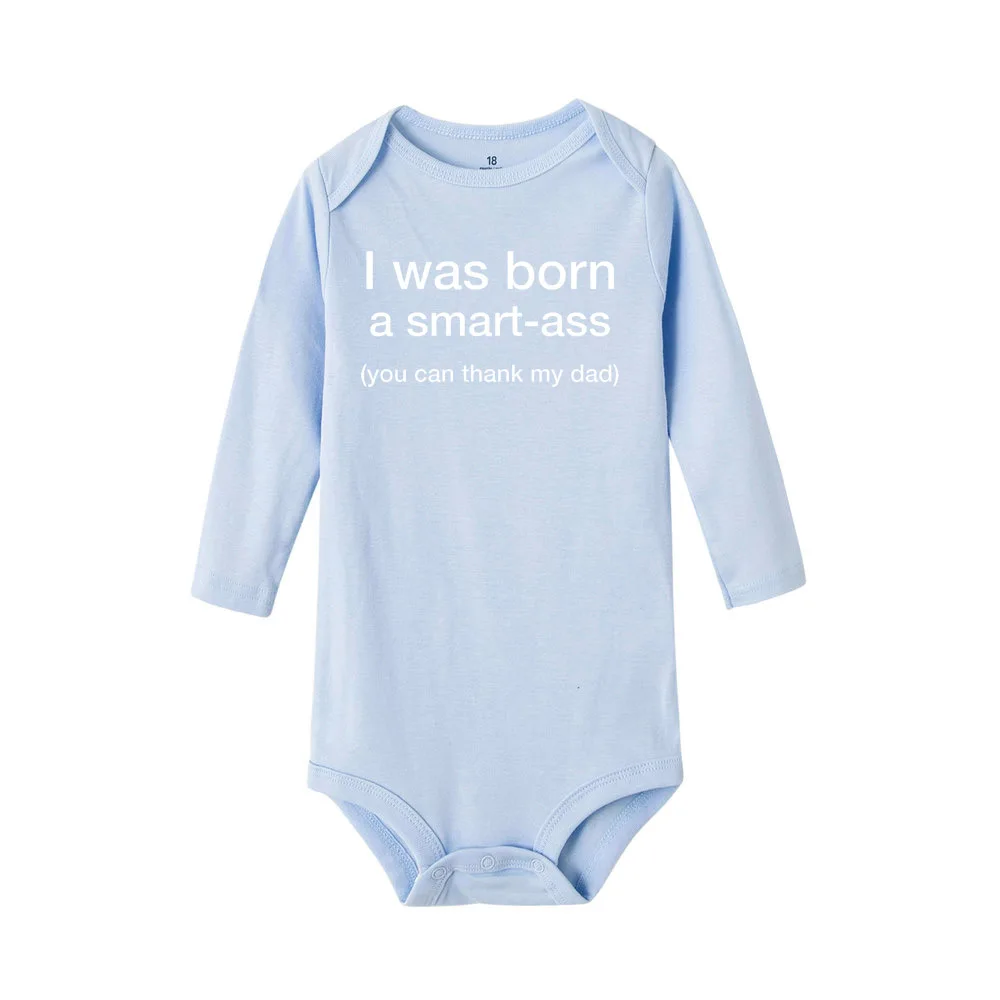 Детские комбинезоны с забавными надписями «I Was Born A Smart-ass», осенняя хлопковая одежда, комбинезон для новорожденных мальчиков и девочек, комбинезон с длинными рукавами