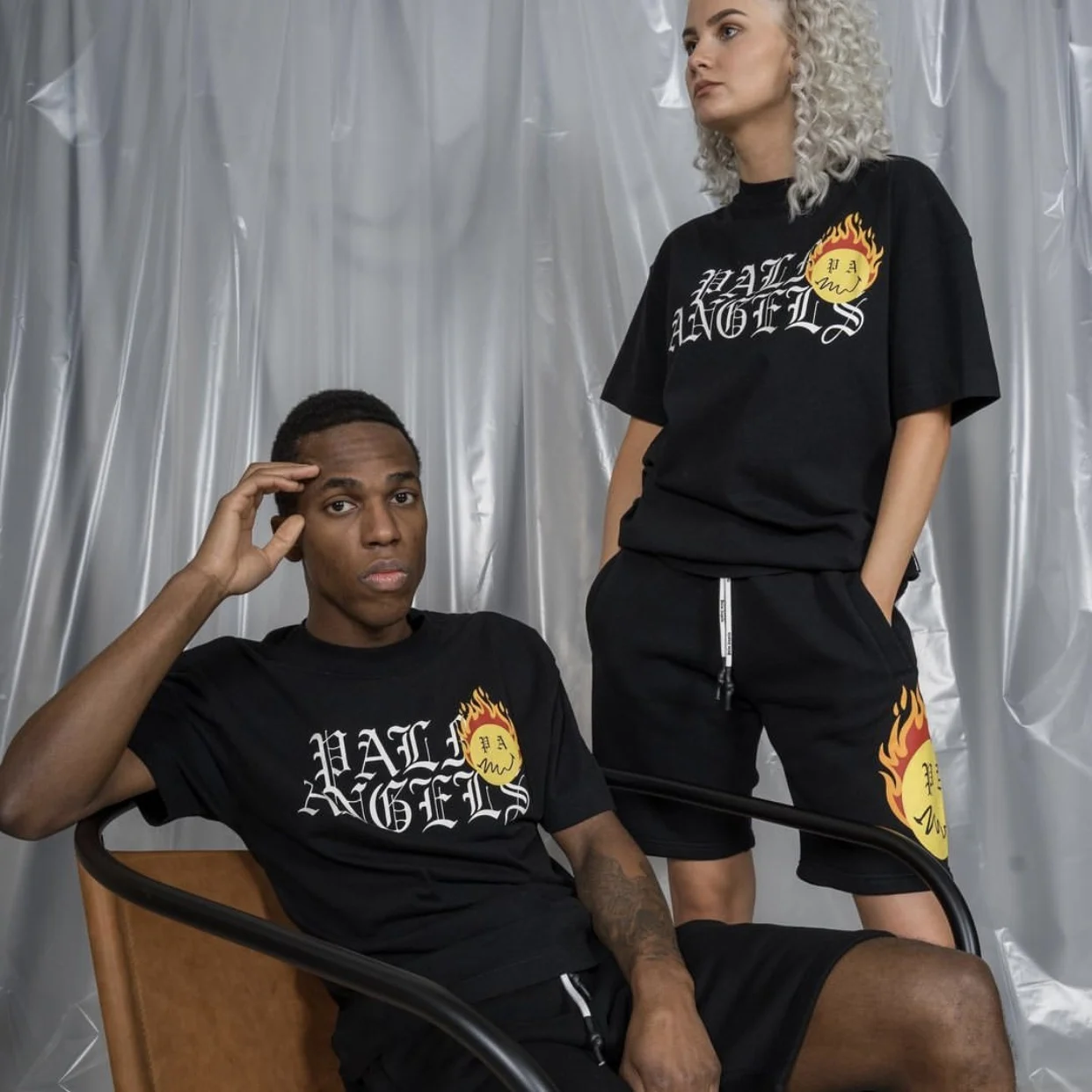 

Palm Angels flame ball letter printing men and women loose T-shirt round neck wild short-sleeved tide 549796