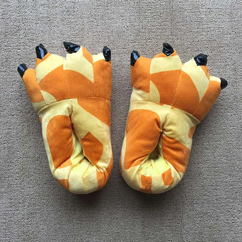 Giraffe pattern Детская обувь; зимние теплые домашние тапочки для маленьких девочек; забавные тапочки в виде лап монстра; Дизайнерская обувь без застежки - Цвет: Giraffe pattern