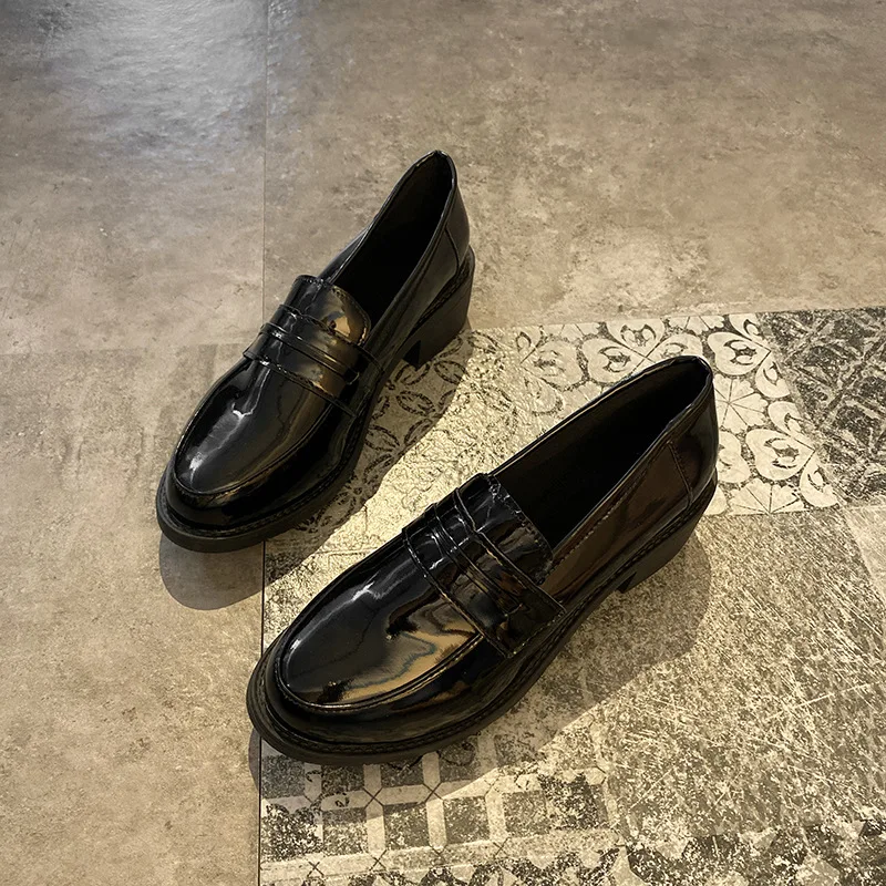 

Women Oxford Shoes Black Loafer Pointed Toe Slip on Casual Shoes Woman Brogue PU Leather Boat Shoes Zapatos Mujer