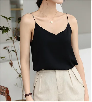 

Summer Women's French Chiffon Suspender Silk Smooth Skin Pearl Cross-section Vest V-neck Outside with Sleeve Less Top Inside