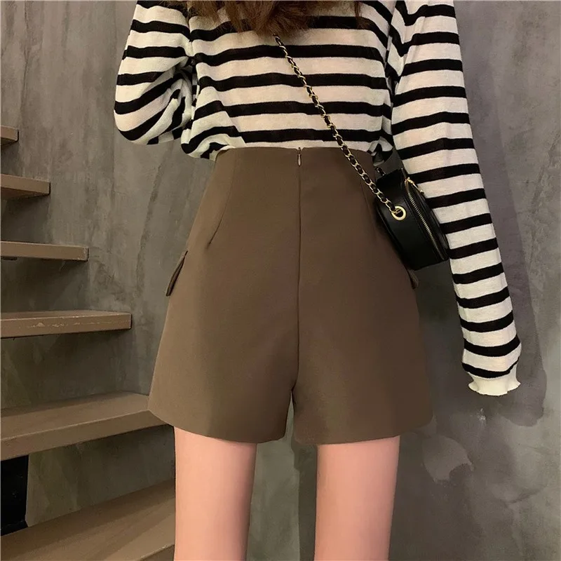 

High Waist Shorts for Women Winter 2020 Loose Korean Version Pockets Button Solid Black Dropshipping Ladies Warm Blusas 0899