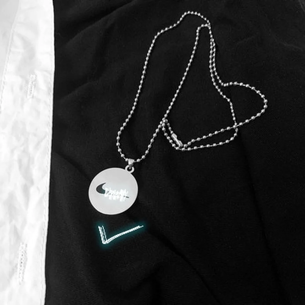 

2Pcs Skateboard Necklace Men's Pendant Stainless Steel Titanium Steel European and American Street Hip Hop Hiphop Jewelry