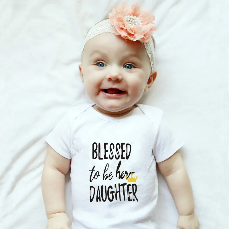 С принтом Blessed To Be Her одежда для мамы и дочки Семейные комплекты с Одинаковая
