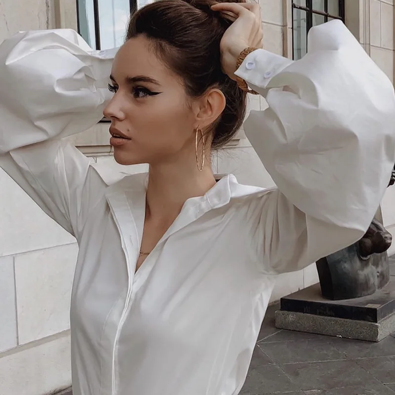

Winter Fashion T-Shirt 2020 Sexy Long Sleeve Turn-down Collar Button White Black Solid Loose High Street Women T-Shirt