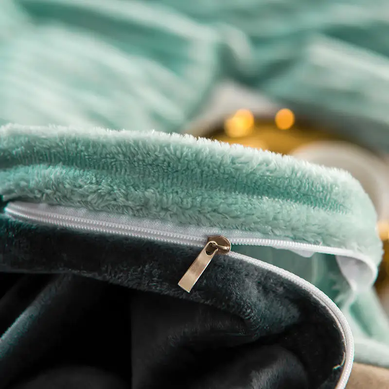 Бархатный пододеяльник для зимы плотный теплый домашний стеганый с двумя