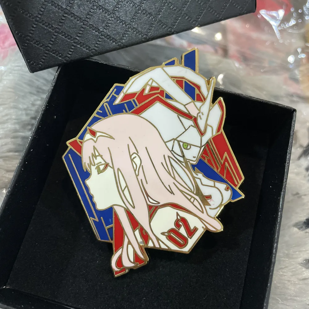 

NEW Darling in the FranXX Zero Two Anime Spray Paint Metal Badge Cosplay Enamel Lapel Pins Anime Badges Brooch Bag Souvenir Gift