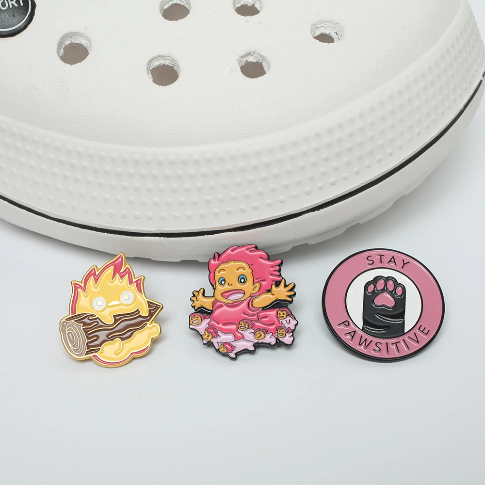 1Pcs Custom Japanese Anime Fire ElF  Pink cat Alloy shoe charms DIY shoe decoration for croc jibz kids favor kawaii cute X-mas