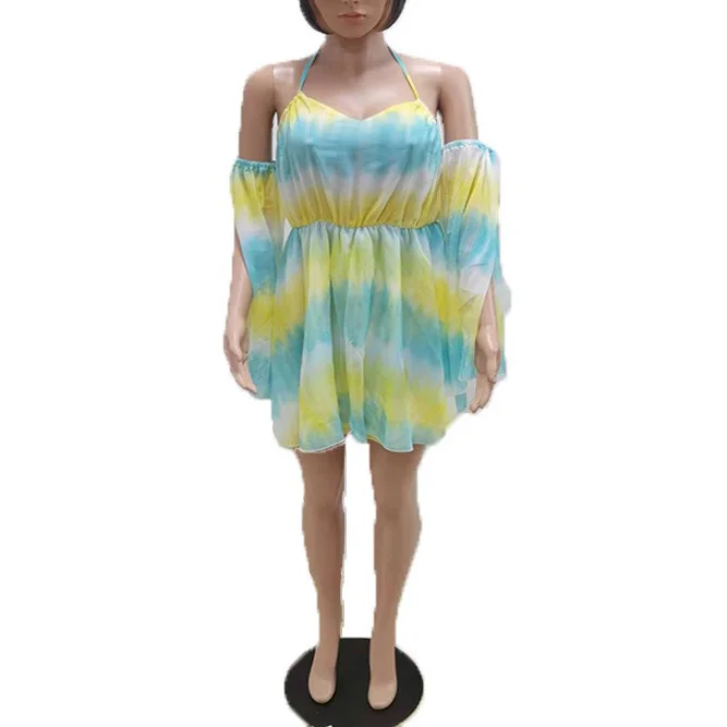 Женский комбинезон с открытыми плечами зеленый V-образным вырезом и высокой