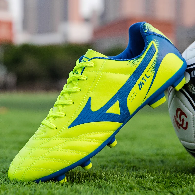 

New Men Boys Kids Soccer Shoes Outdoor spikes Football Cleats Soccer Boots Youth Training Sneakers Sports Shoes Size 35-44