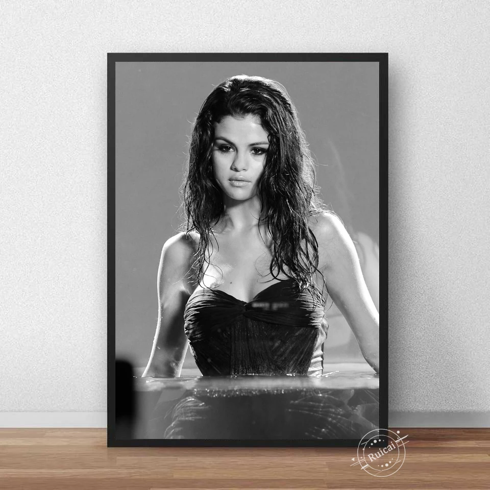 Плакат Селены Гомез музыкальная певица Черно-Белая настенная Картина на холсте