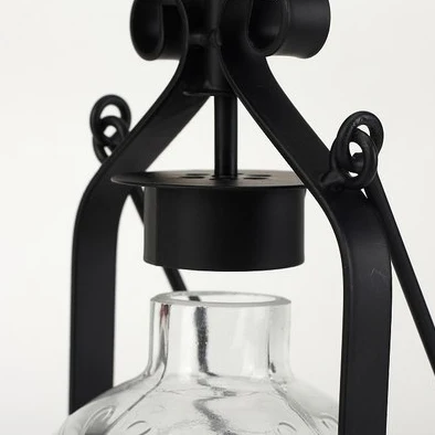 Ветронепроницаемый черный стеклянный подсвечник с кристаллами деревенский