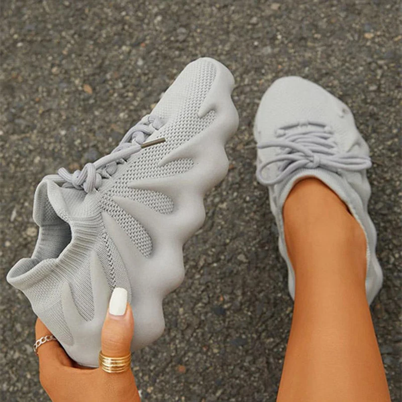 

Increasing Shoes Lovers Trend Octopus Coconut Shoes Mesh Breathable Deodorant Comfortable Soft Sole Running Shoes