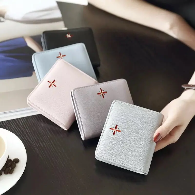 Женские кошельки Милые Складные кожаные маленькие и бумажники Женский держатель