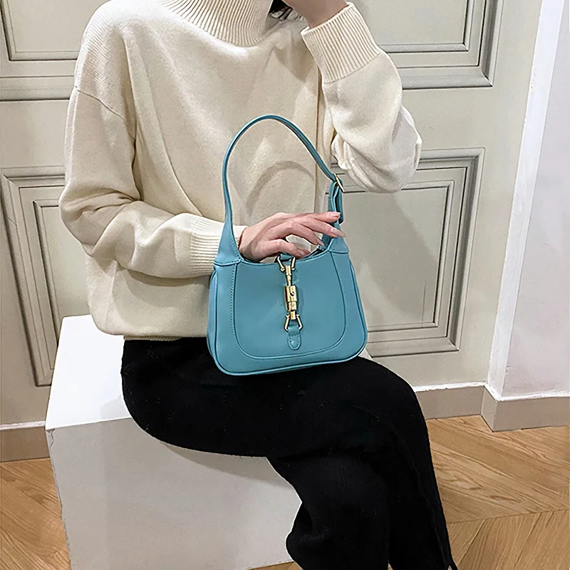 

Women's Real Leather Handbag Hobo Bag Vintage Luxury Crossbody Handbags Cow Leather Messenger Handbag Clutch Hobos Purse and bag