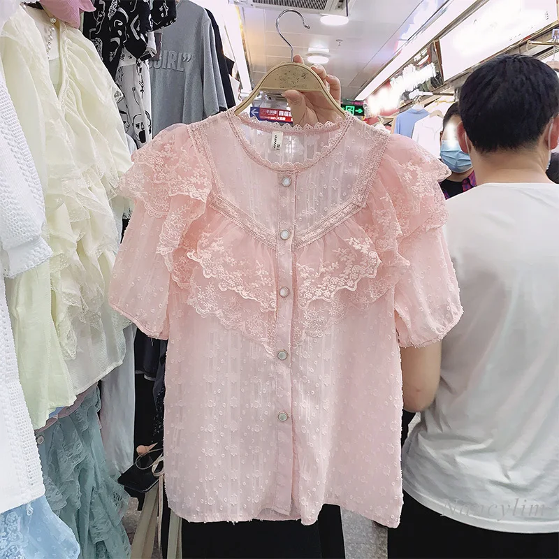 Manches courtes Dentelle Chemise Femme 2021 Nouveau Design À Volants Lâche Simple boutonnage Blouse à Volants Filles Dames Doux Haut Blouse