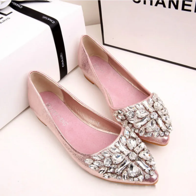 Новые летние туфли со стразами с острым носком на плоской подошве милые сандалии