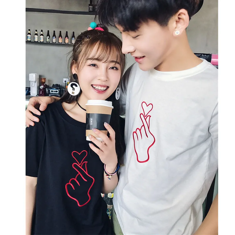 

Casual Short Sleeves T shirt M-2XL Heart Embroidery Couples Summer T-shirt Heart O-neck For Women Tops Female Black/White Color