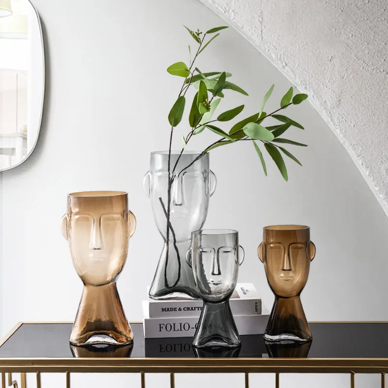 Абстрактная стеклянная ваза с человеческим лицом декоративная бюстом и цветами