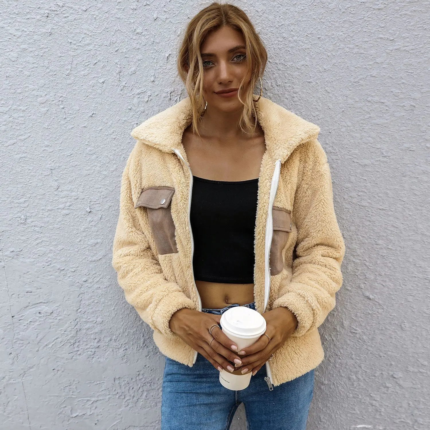 

2020 Winter European and American Lapel Thick Plush Loose Long-sleeved Casual Women's Woolen Jacket Women Winter Coat Wool