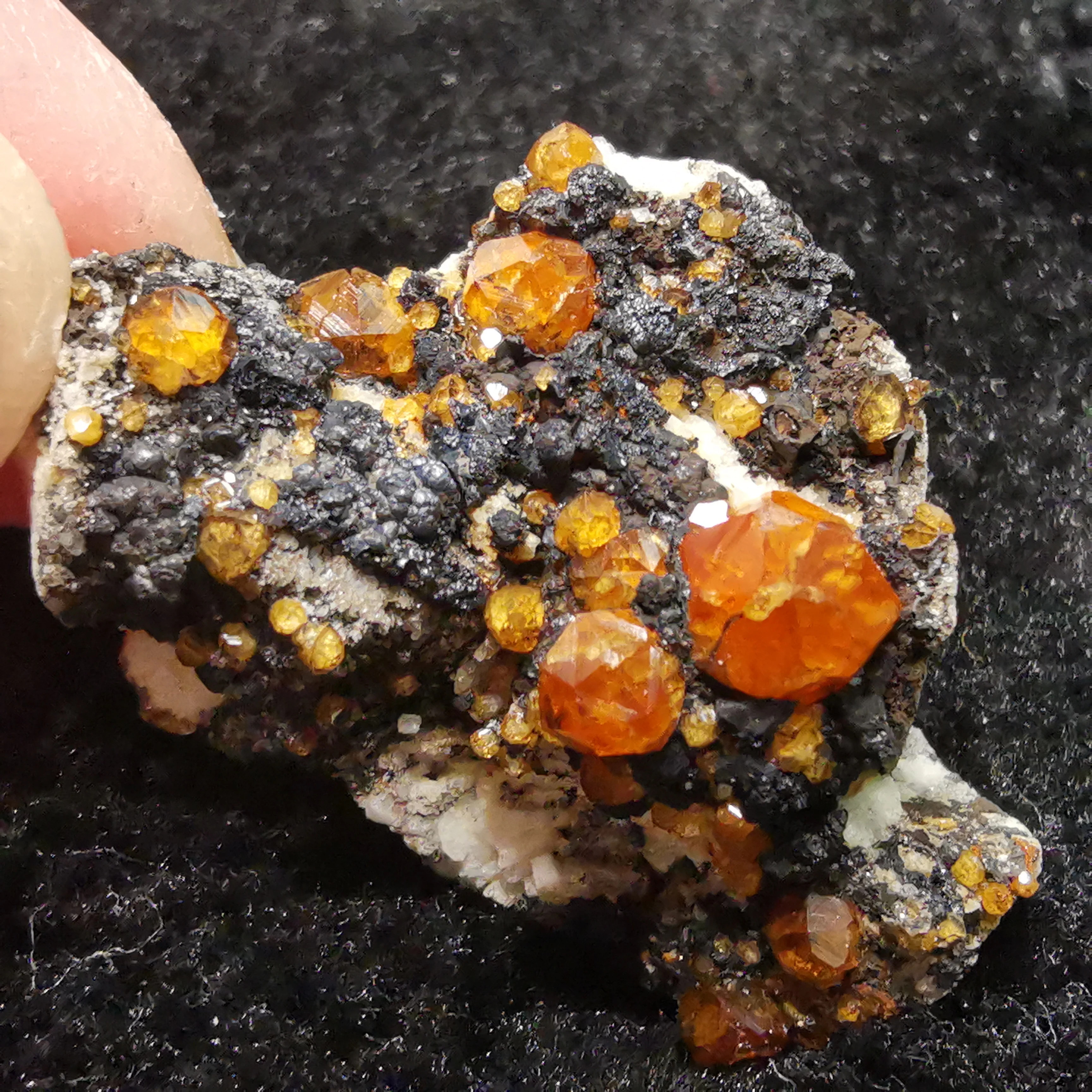 

7.4g.Rare natural garnet crystal hexagonal point feldspar mica brass multi mineral crystal symbiotic halo energy healing