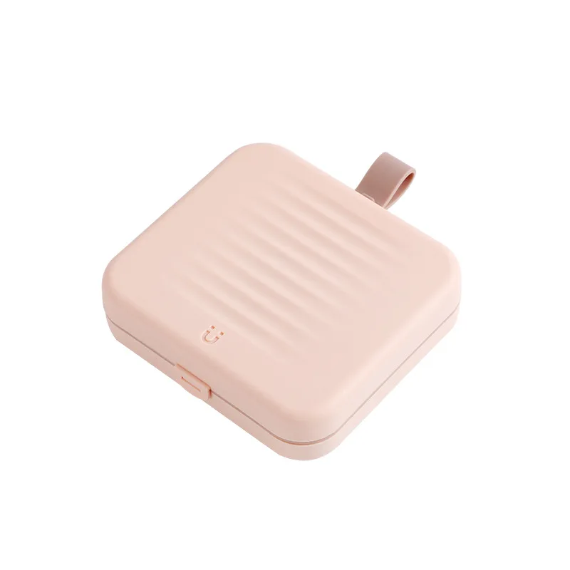 

Magnetic Needle Thread Box Set Household Sewing Storage Bag Hand-stitched Sewing Tools Box for Student Dormitory