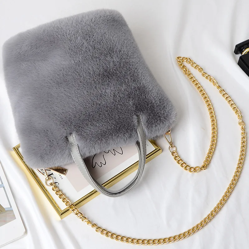 

Luxury Designer Faux Fur Leather Ladies Retro Winter Small Handbags Crossbody Bag for Women Fashion Female Plush Shoulder Bags