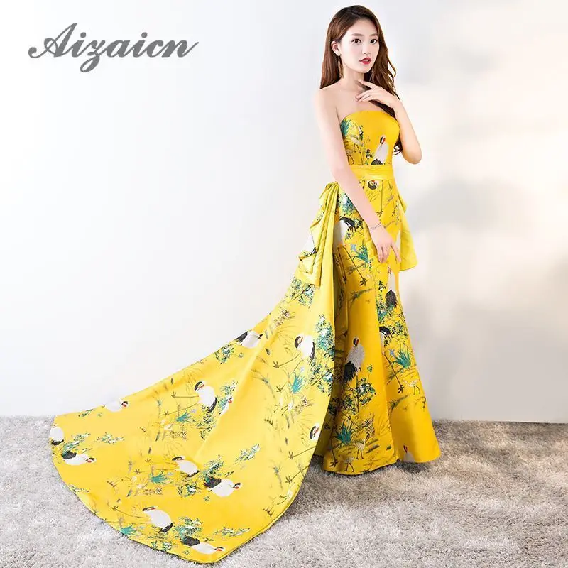 Желтое атласное китайское модное платье с вышивкой Qipao 2018 новые роскошные