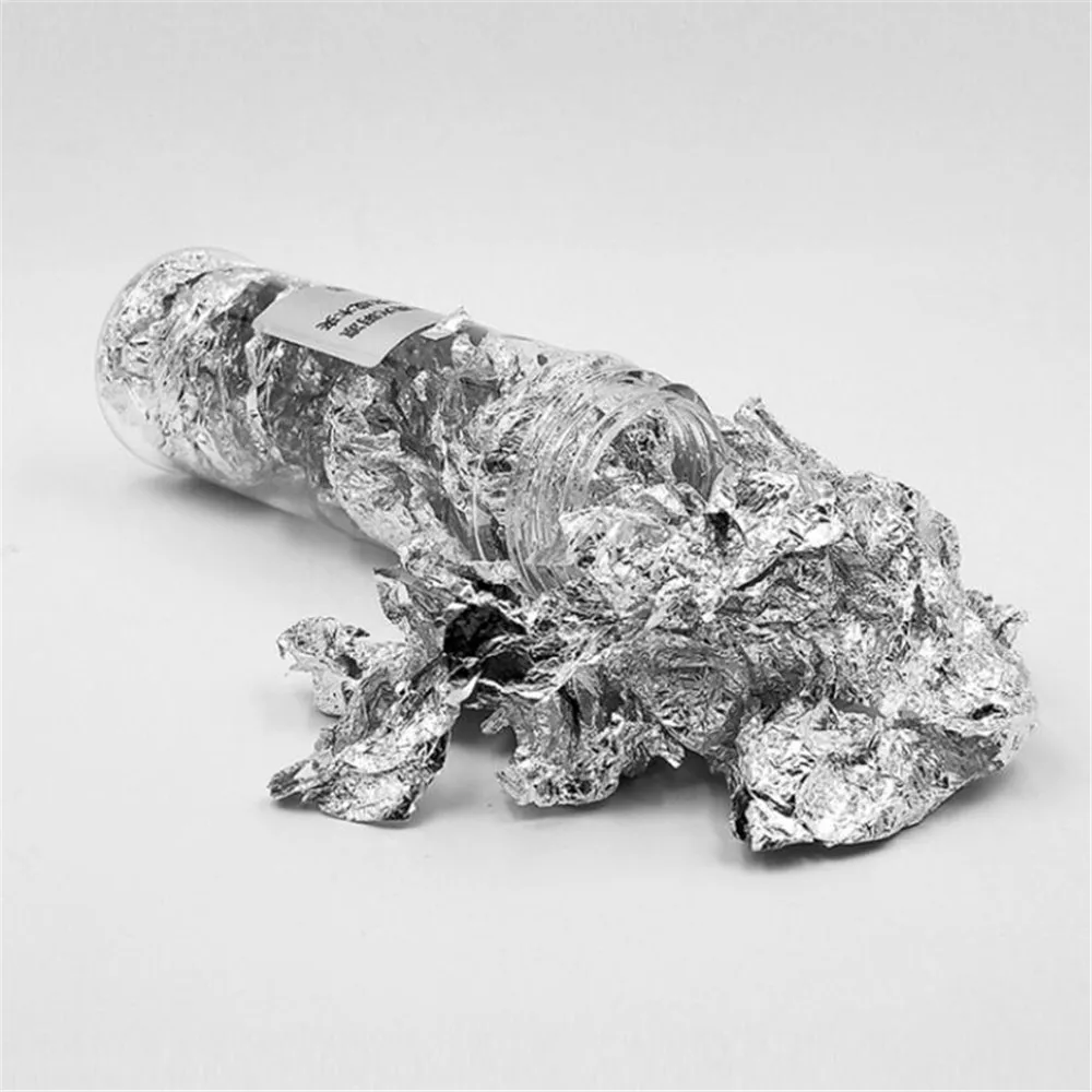 

1PCS Edible Grade Genuine Gold Leaf Schabin Flakes 2g 24K Gold Decorative Dishes Chef Art Cake Decorating Tools Chocolate