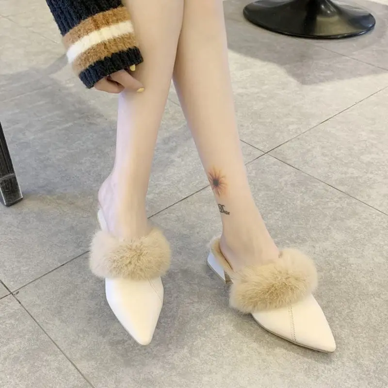 

Fashion Pointed Temperament Plush Low-heeled Slippers Set Foot Vacation Solid Color Comfortable Casual Slippers Women Shoes
