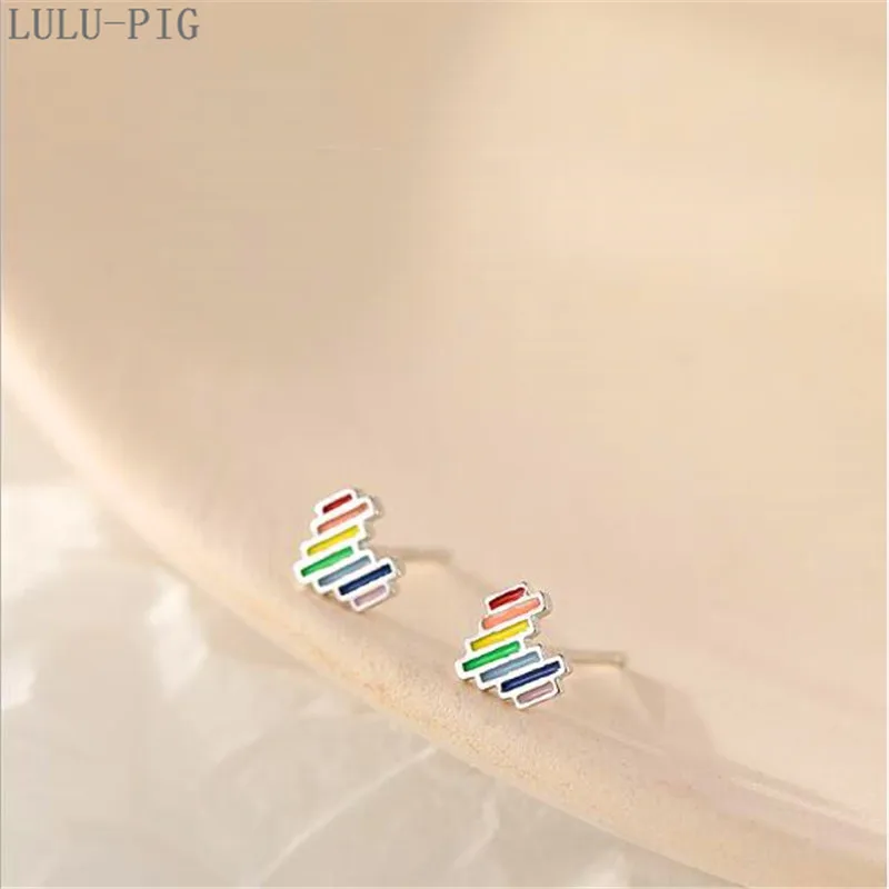 LULU-PIG хит продаж новые женские серьги-гвоздики с радужными сердечками простые